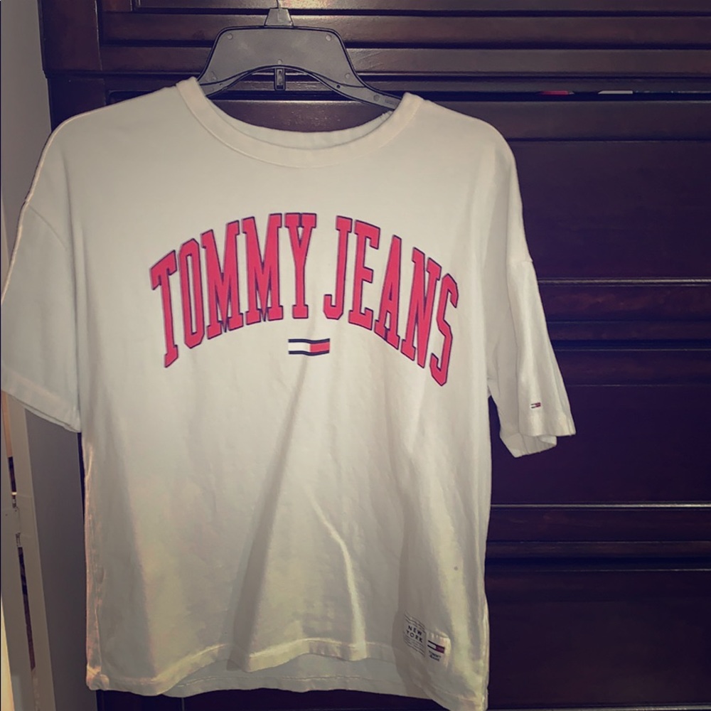 Tommy Hilfiger tee shirt!